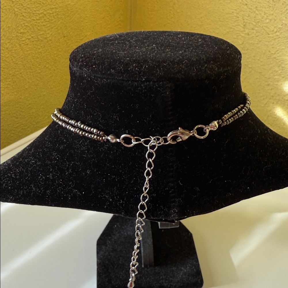 Glass and tigers eye necklace - Picture 3 of 6